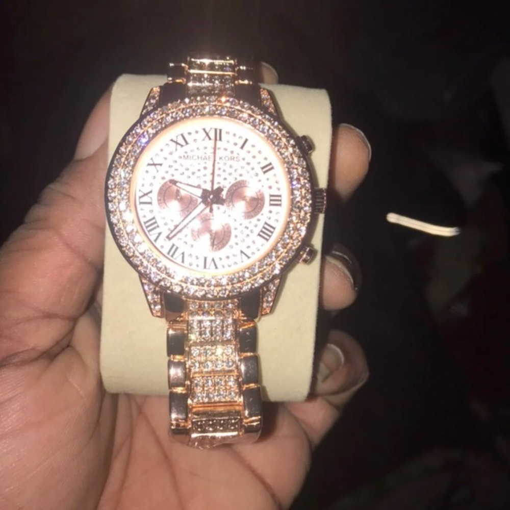 Mk Watch